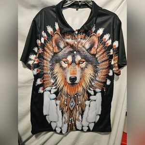 Mens Native 3 Button Pull over Shirt With Wolf On Front. Sz.L